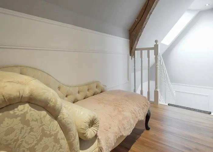 Belle Location Raffinee