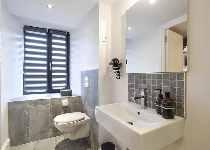 Belle Location Raffinee *